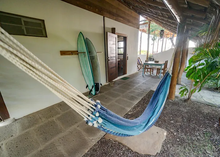 Twoten° Surf Home